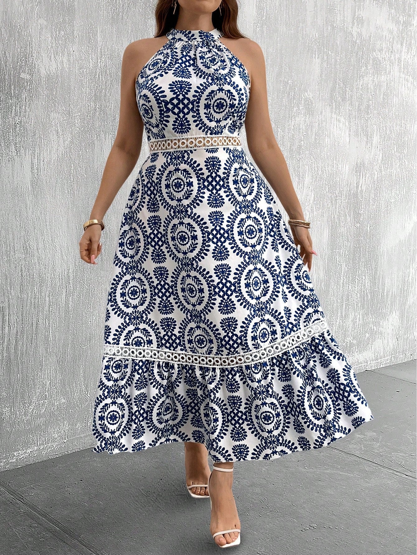 Vestido Feminino Com Ombro Aberto Vivianne Plus Size