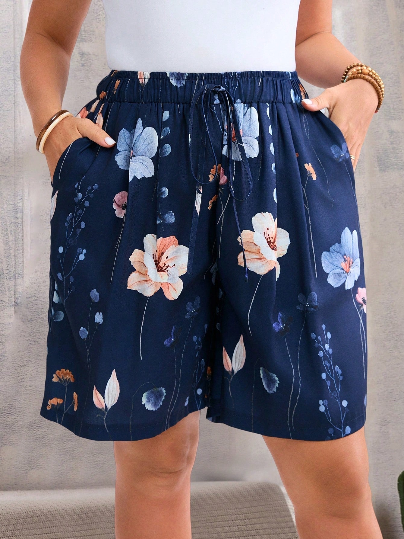 Short Feminino com Amarração na Frente Livia.Plus Size