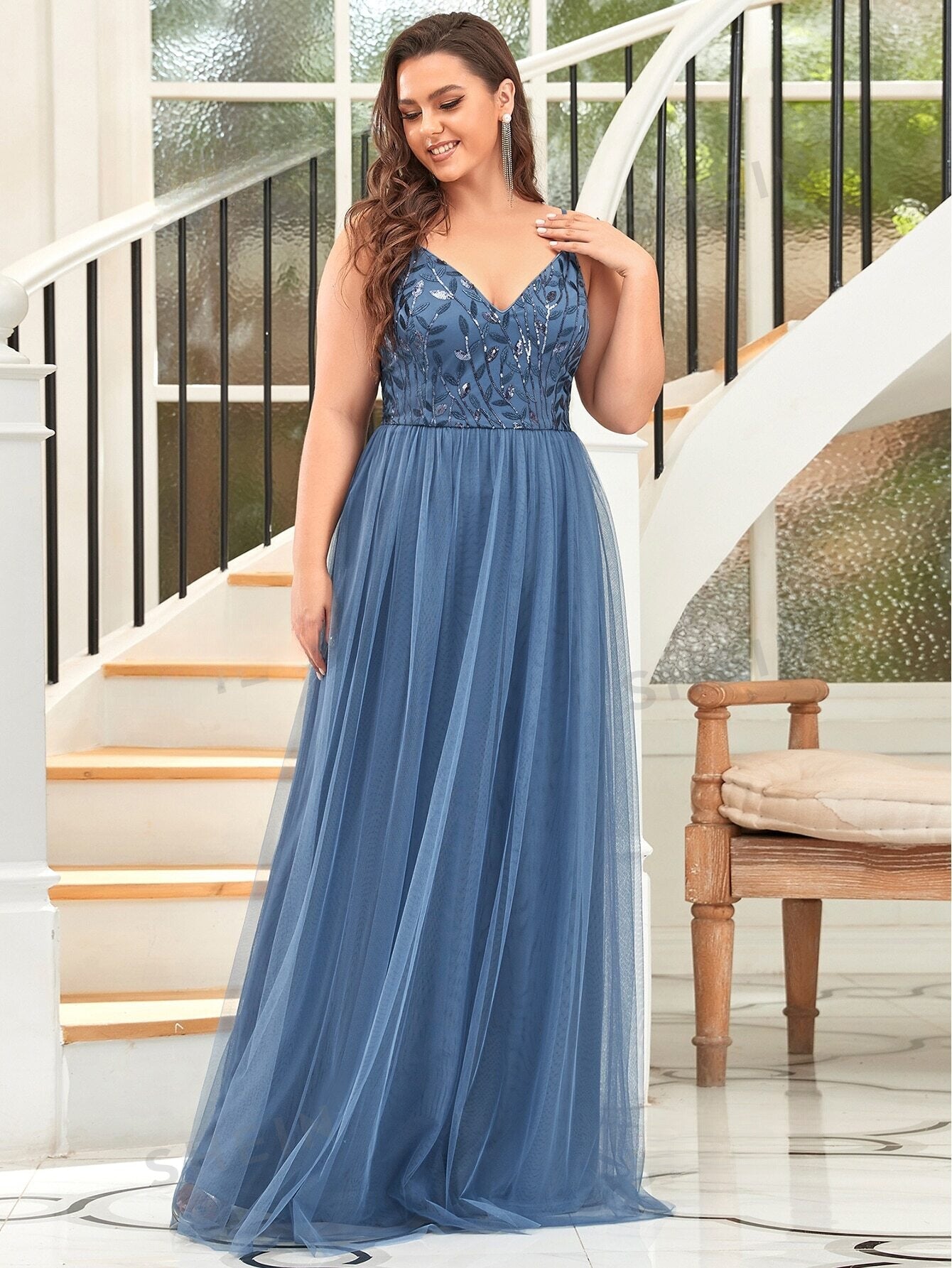 Vestido de Festa Longo Plus Size Azul