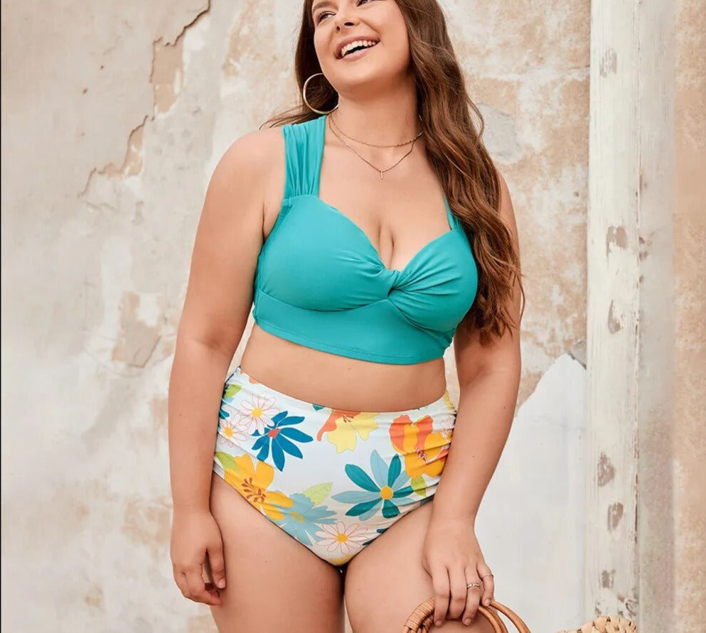 Biquíni Plus Size de Cintura Alta Florido - Iza