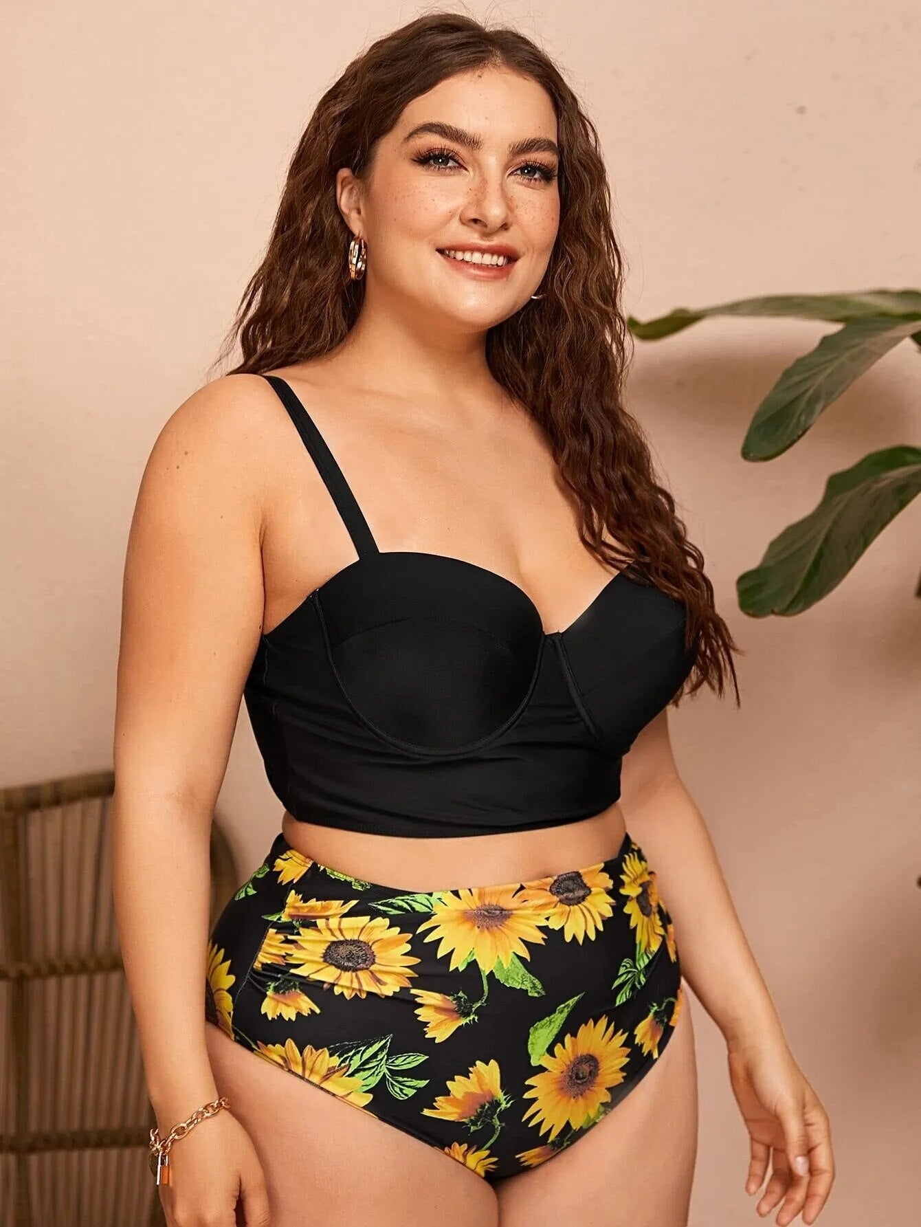 Biquíni Florido Plus Size Cintura Alta - Juliet